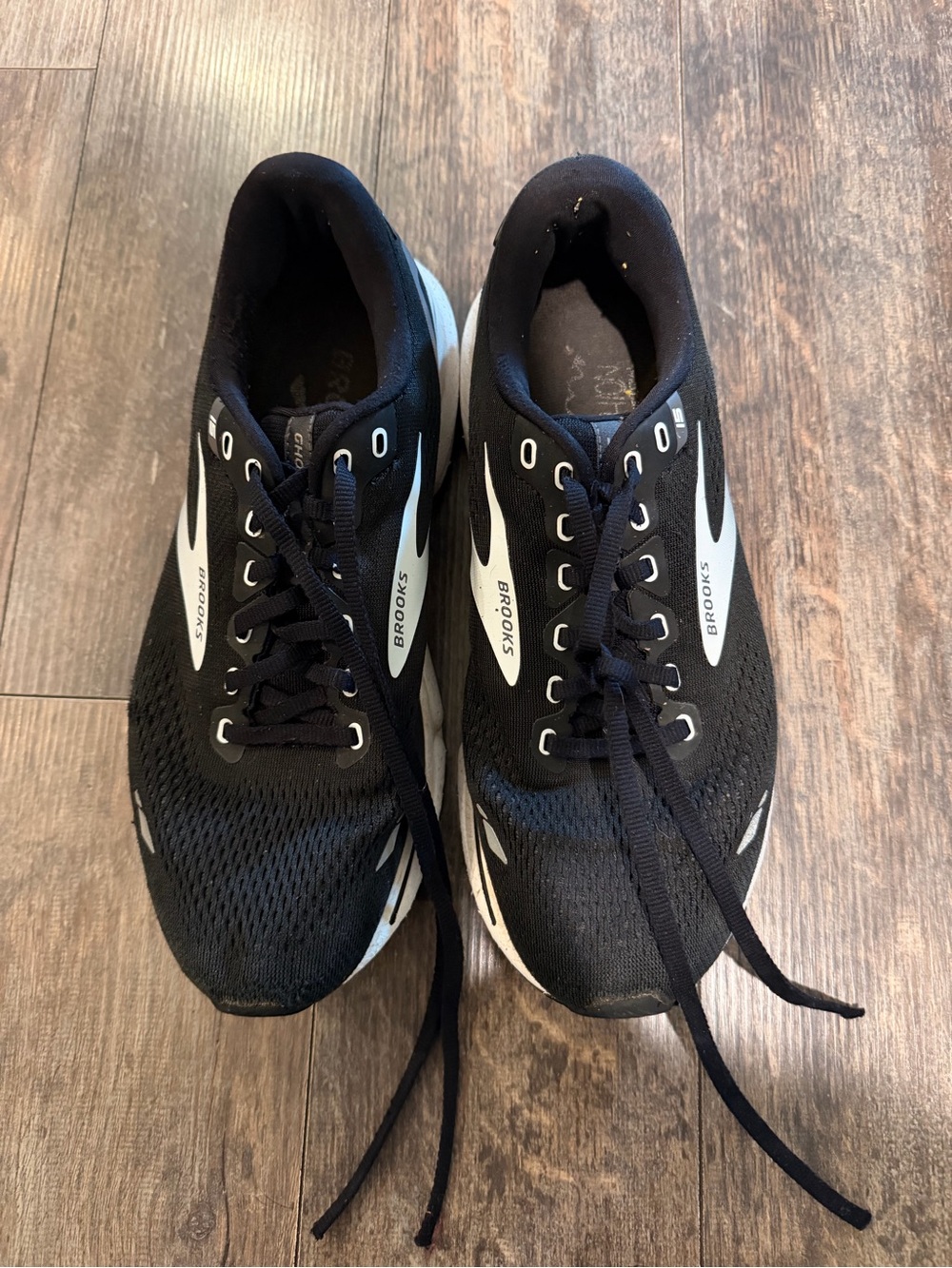 Brooks Black and White Men's Running Sneakers